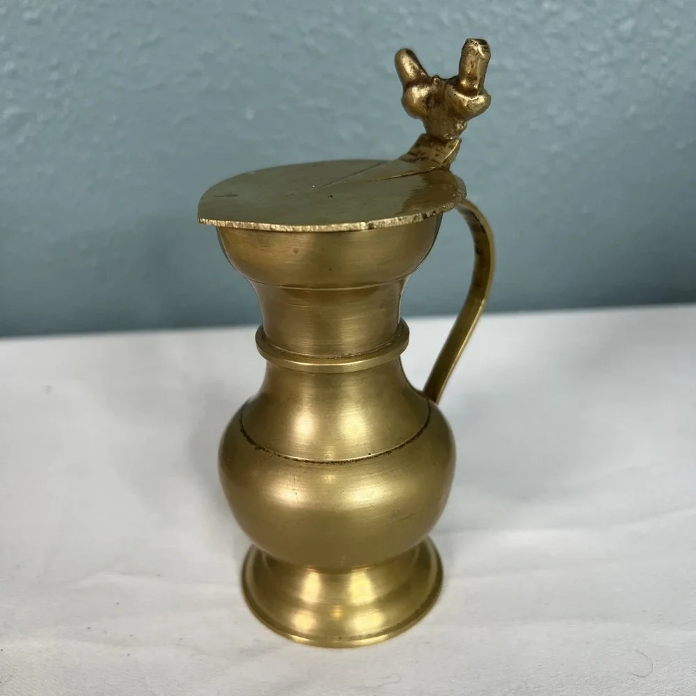 Brass Pitcher‎ Acorn Flip Hinged Lid Handle Hand Grip Vintage Home Decor